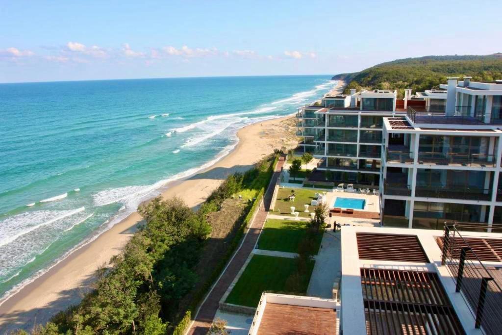 Sea View Penthouse Apartment Obzor Luaran gambar