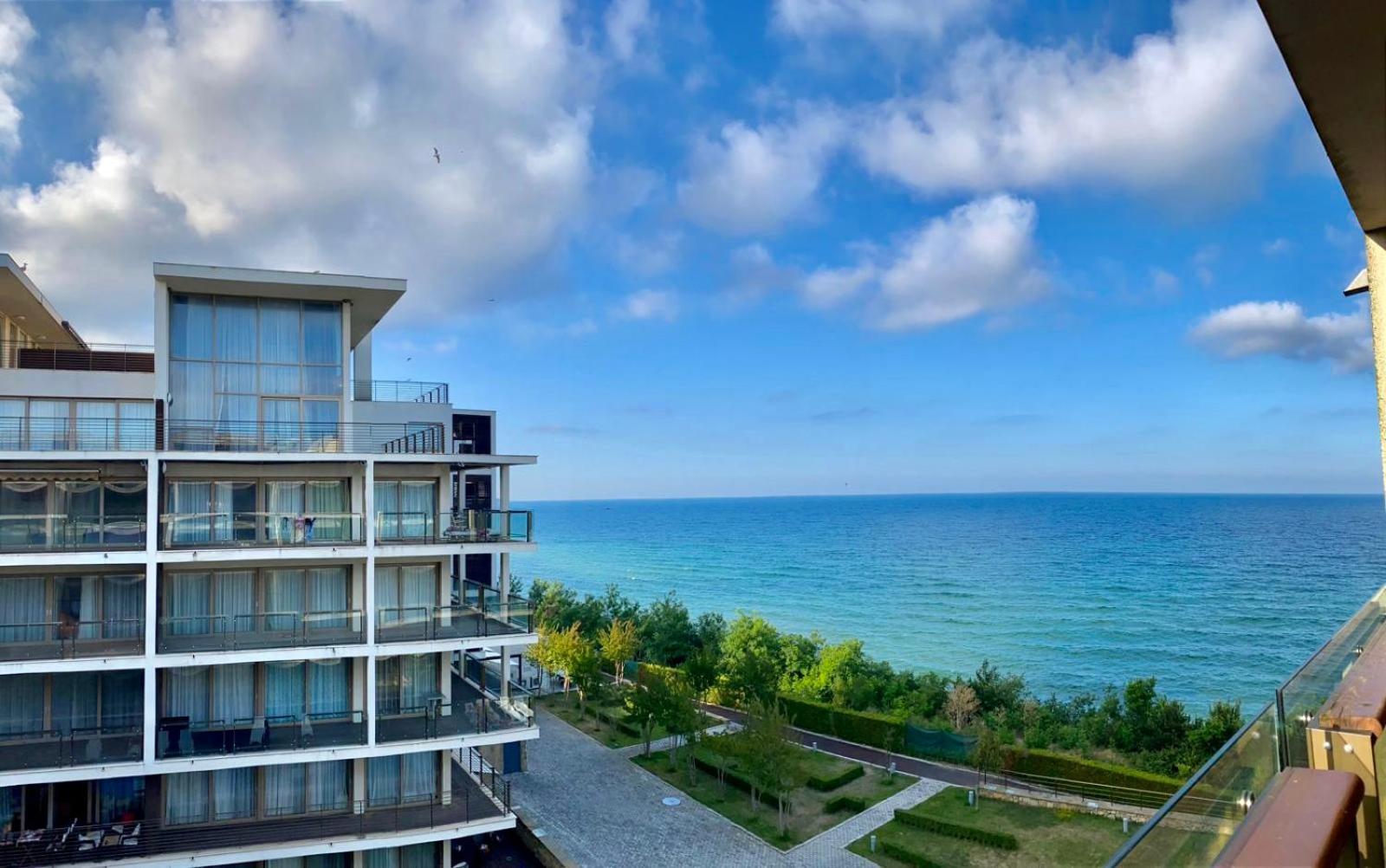 Sea View Penthouse Apartment Obzor Luaran gambar